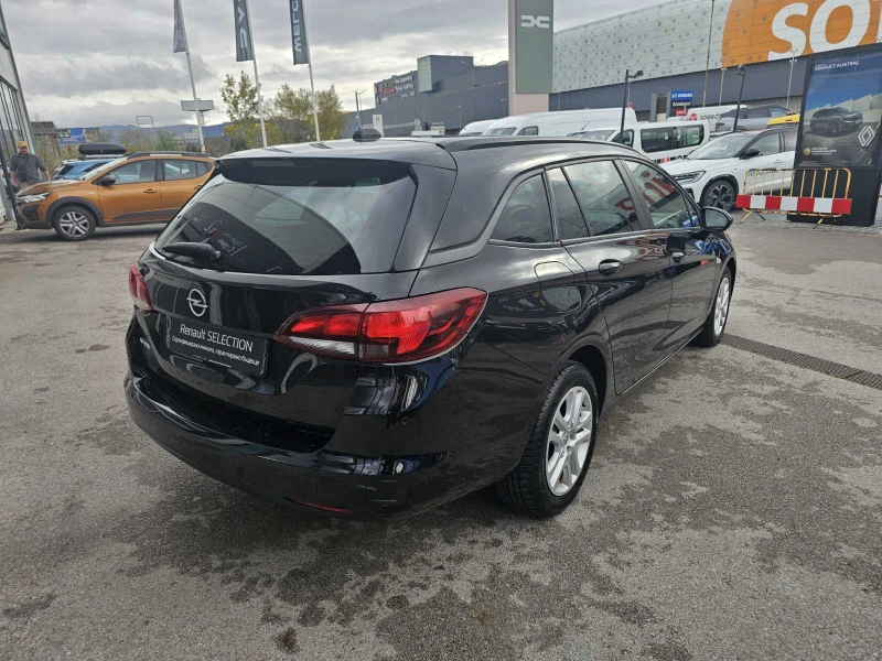 Opel Astra SPORT TOURER 1.5, снимка 5 - Автомобили и джипове - 52444868