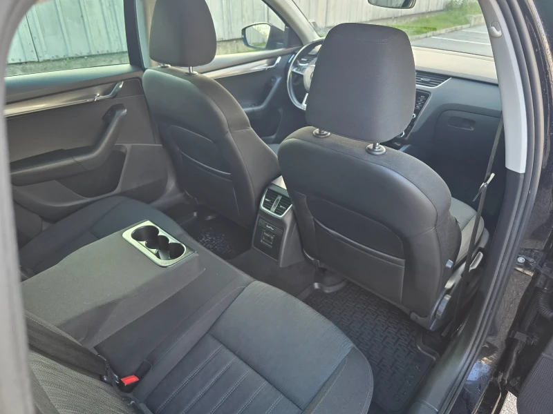 Skoda Octavia 1.5 G-TEC, снимка 15 - Автомобили и джипове - 52505061
