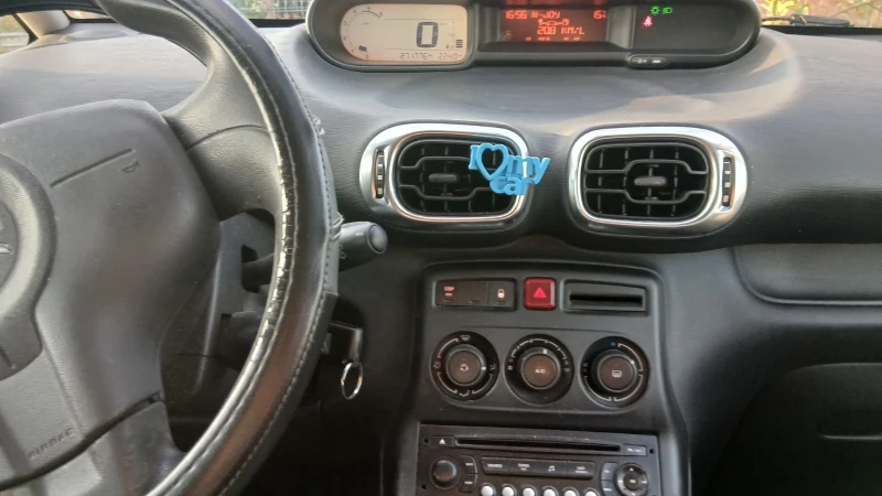 Citroen C3 Picasso, снимка 9 - Автомобили и джипове - 53454416