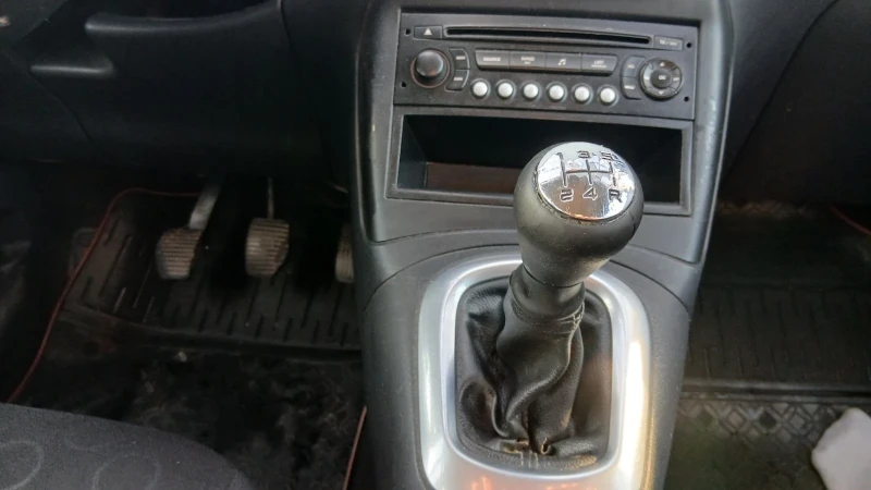 Citroen C3 Picasso, снимка 8 - Автомобили и джипове - 53454416