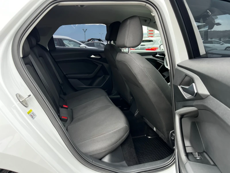 Audi A1 1.0 TFSI* S-Line* , снимка 13 - Автомобили и джипове - 53534183