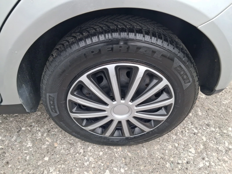 VW Polo 1.4* бензин* Клима* Холандия, снимка 6 - Автомобили и джипове - 53566451