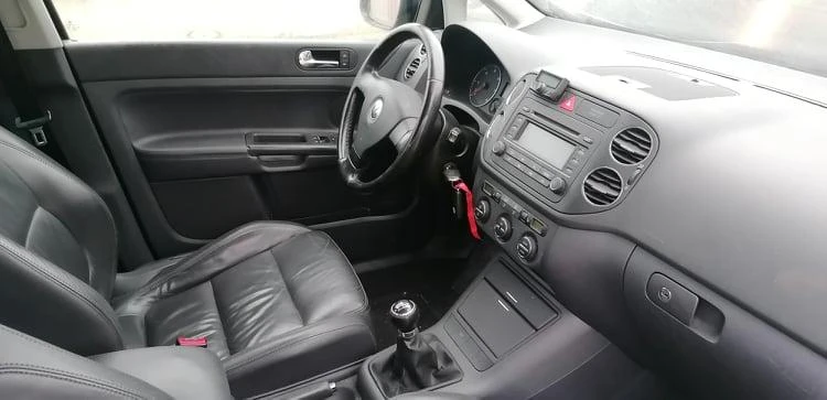 VW Golf Plus 2.0, снимка 7 - Автомобили и джипове - 41988549