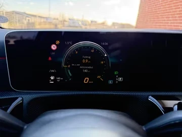 Mercedes-Benz A 180 A180d Limousine, AMG-Line DK, снимка 14 - Автомобили и джипове - 53686254