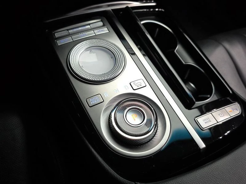 Genesis G80 Gasoline 3.5 Turbo 2WD| 370�.�. | Mobile.bg � ����������� 9