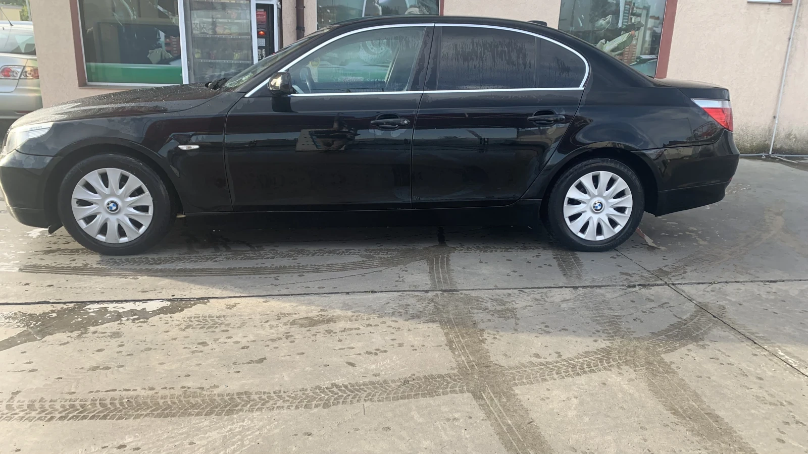 BMW 520 2.2 170к.с - изображение 4