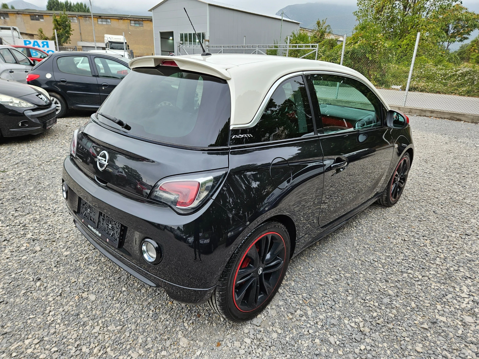 Opel Adam 1.4 бензин 88кс - изображение 3