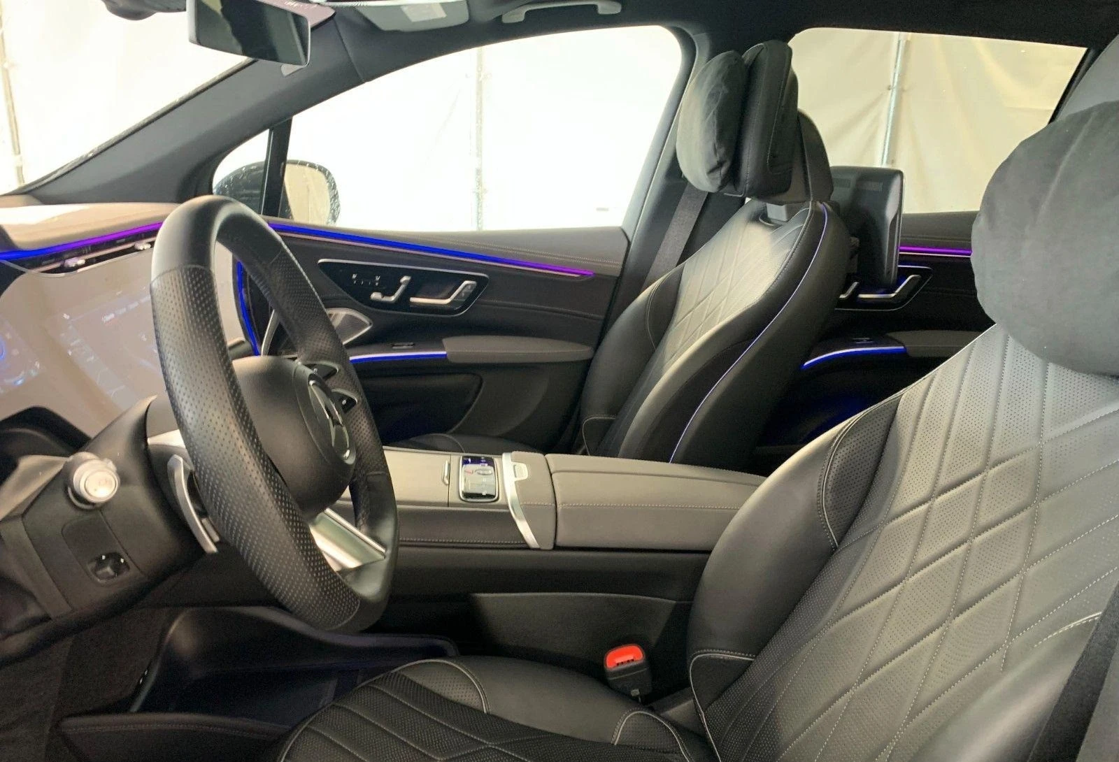 Mercedes-Benz EQS 580 SUV/AMG/4MATIC/HYPERSCREEN/TV/BURM/PANO/ - изображение 6