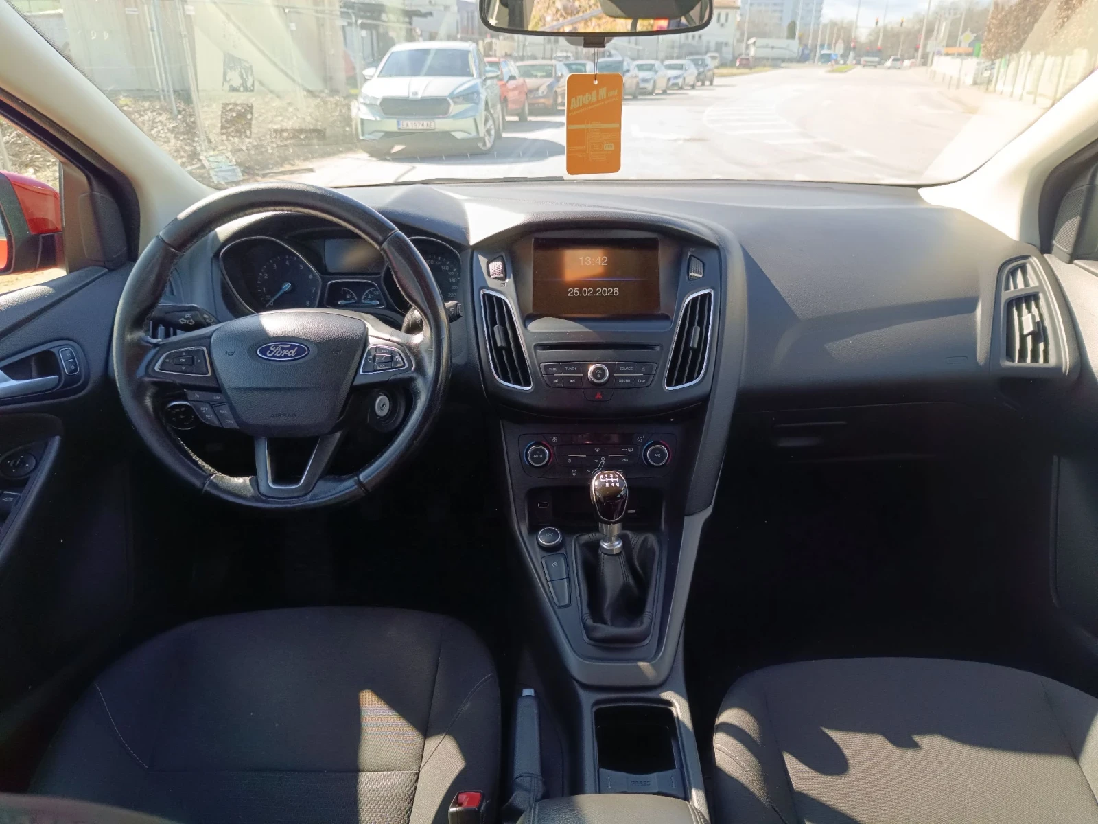 Ford Focus 1.0 Ecoboost , снимка 8 - Автомобили и джипове - 53766067