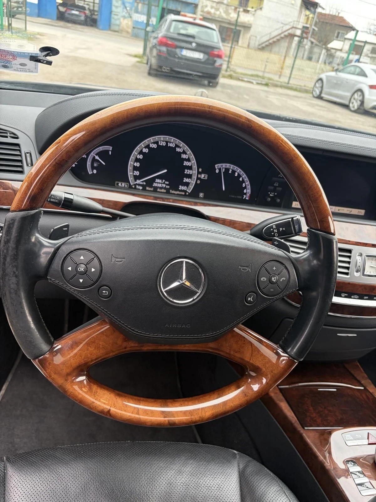 Mercedes-Benz S 550, снимка 11 - Автомобили и джипове - 53916539