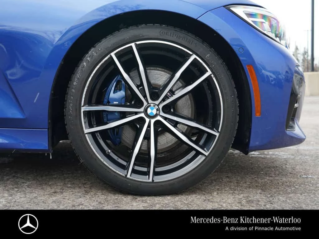 BMW 330 xDrive  CARFAX, снимка 9 - Автомобили и джипове - 53949440