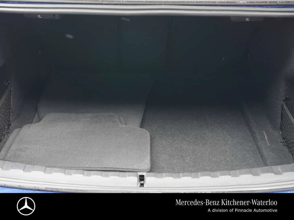 BMW 330 xDrive  CARFAX, снимка 12 - Автомобили и джипове - 53949440