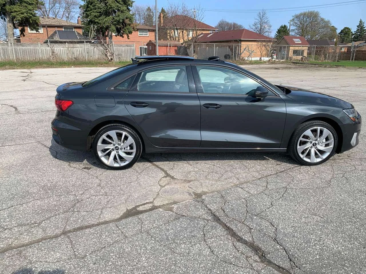 Audi A3 | Komfort | DISTRONIC | ������� | �������� |  | Mobile.bg � ����������� 3