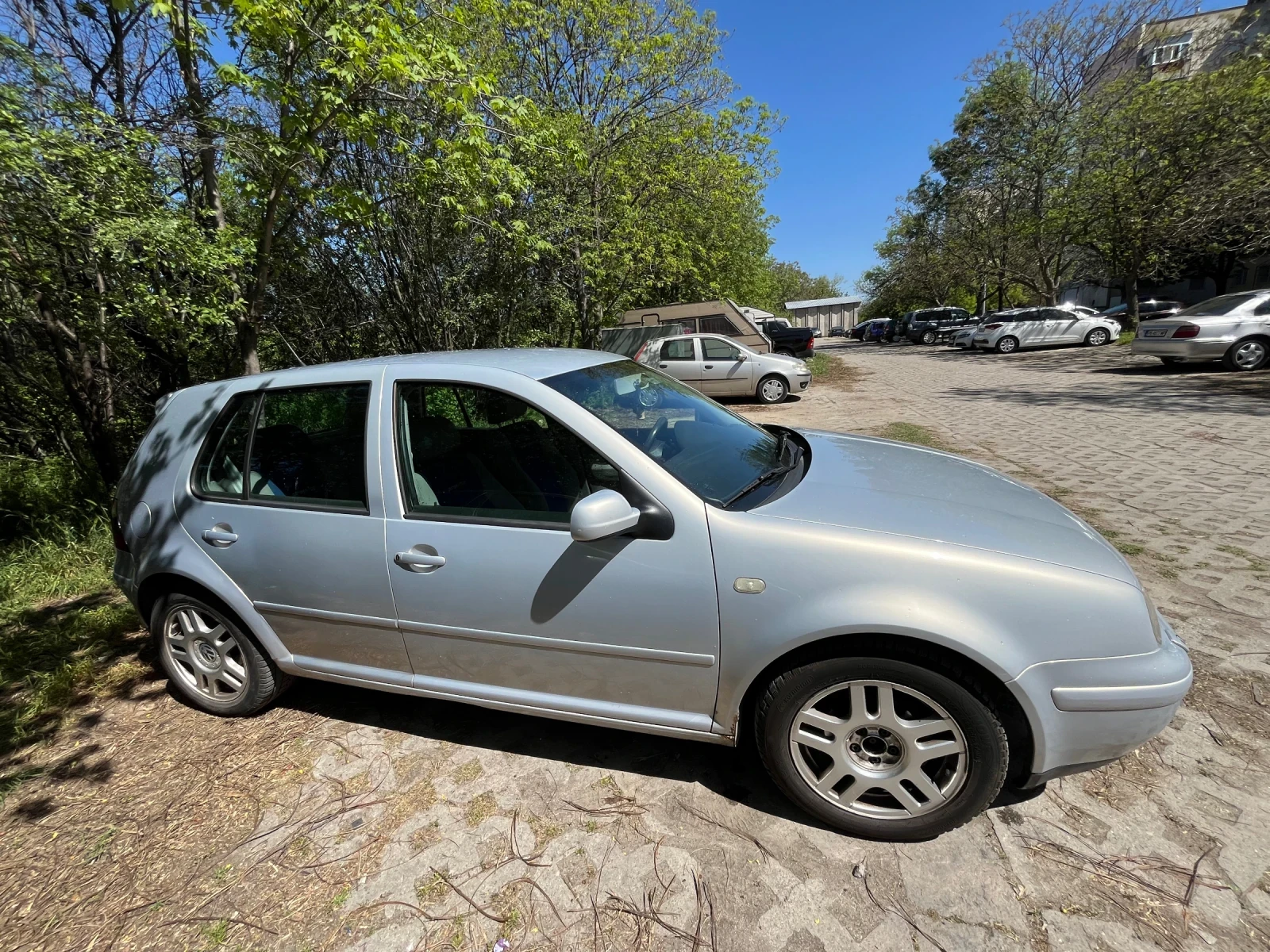 VW Golf 4   1.6  , снимка 4 - Автомобили и джипове - 54671788