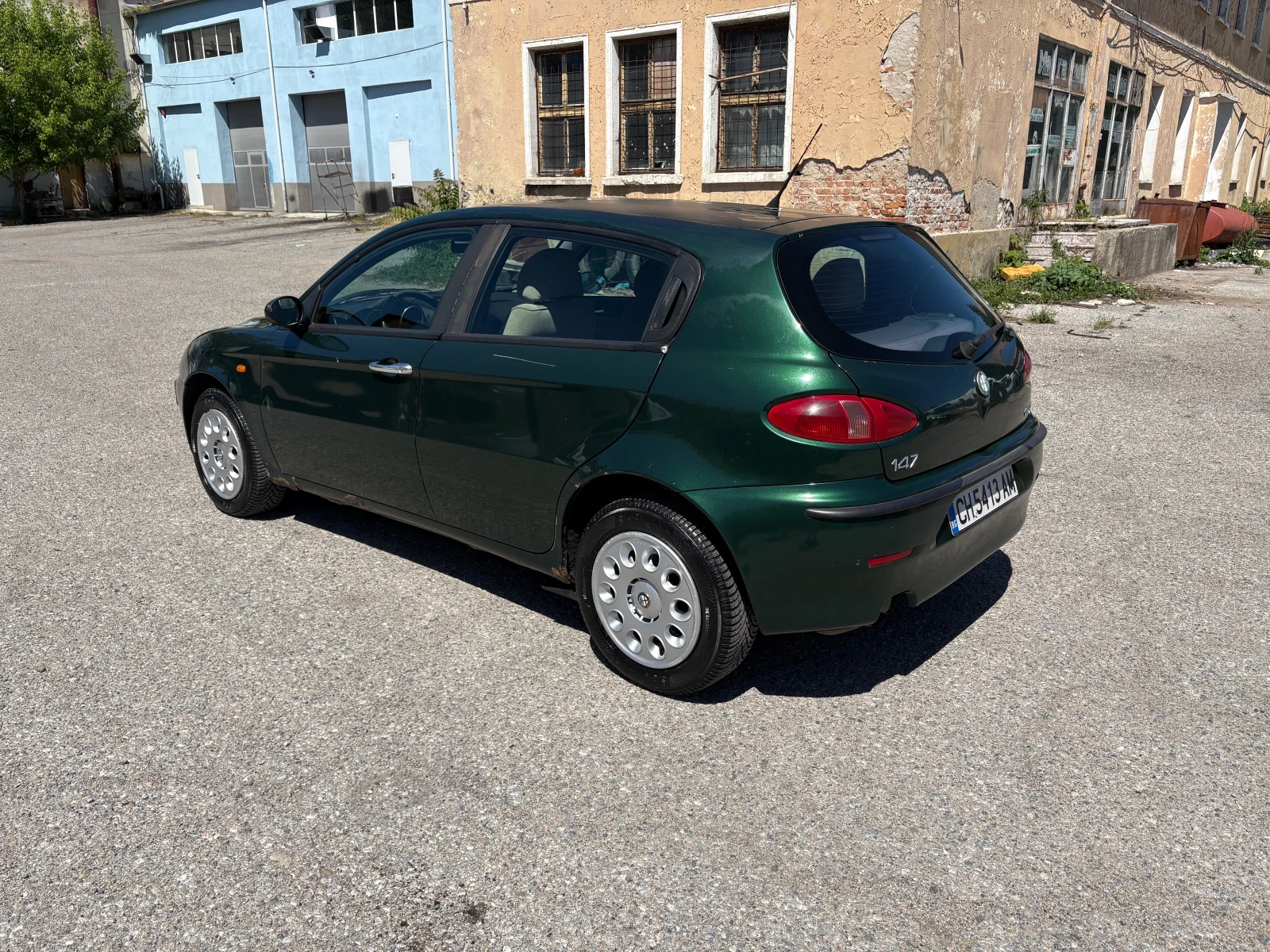 Alfa Romeo 147 1.9JTD, снимка 2 - Автомобили и джипове - 54869056