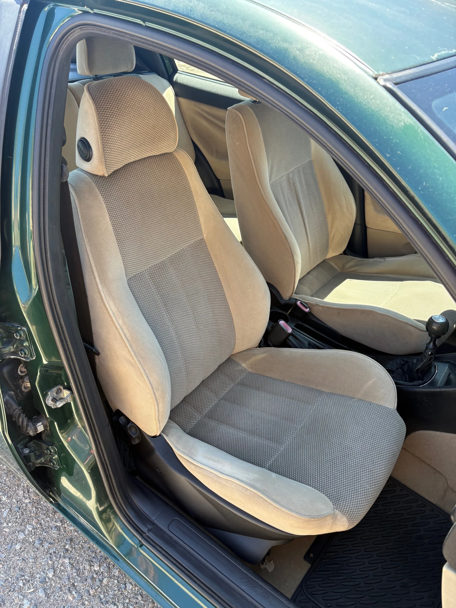 Alfa Romeo 147 1.9JTD, снимка 11 - Автомобили и джипове - 54869056