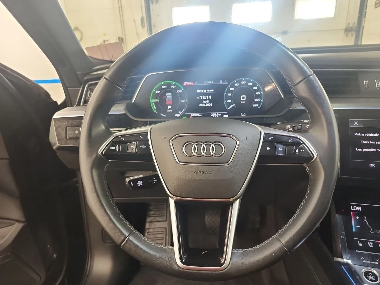 Audi E-Tron Technik| B&O| 360| Обдух| Digital| Keyless, снимка 8 - Автомобили и джипове - 54750300