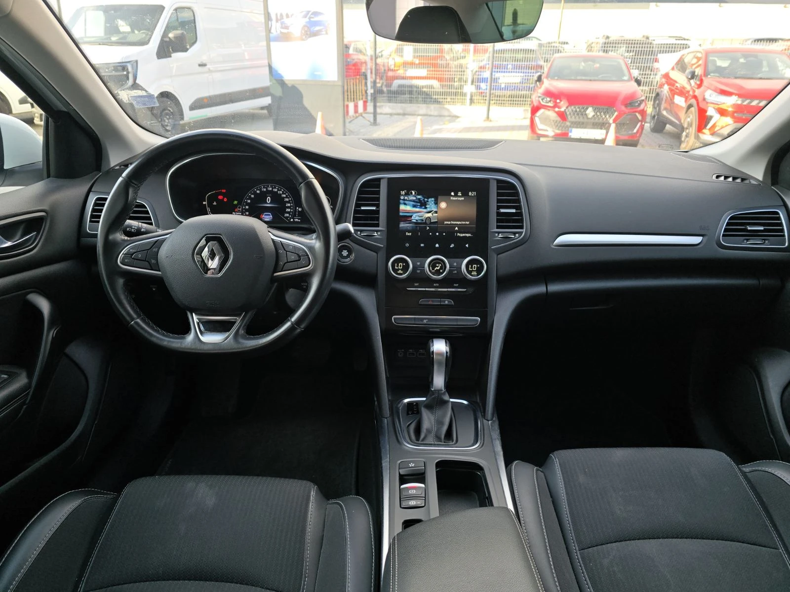 Renault Megane 1.3 TCe 140 EDC, снимка 7 - Автомобили и джипове - 55077791