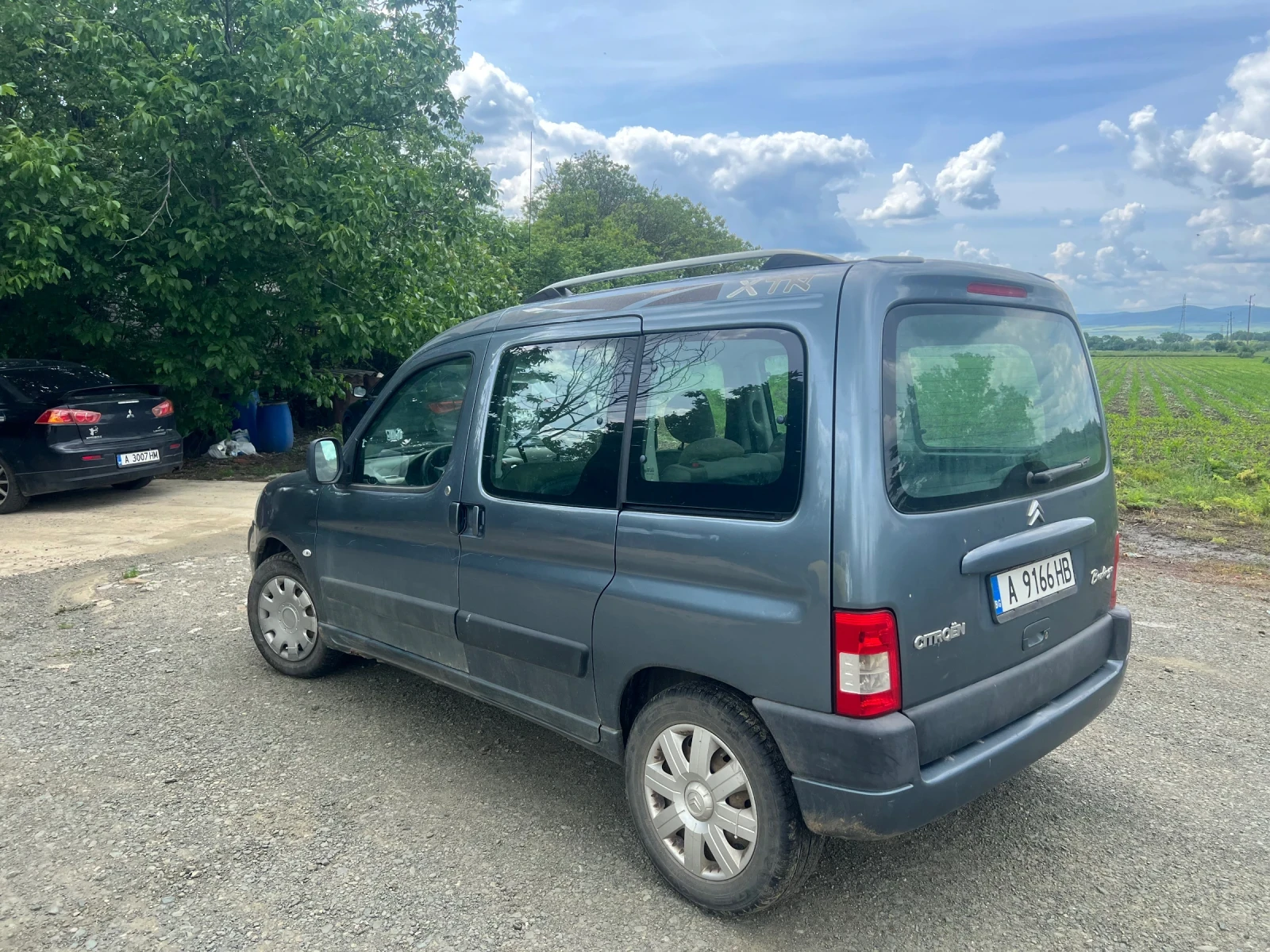 Citroen Berlingo 1.6 Hdi, снимка 4 - Автомобили и джипове - 55102424