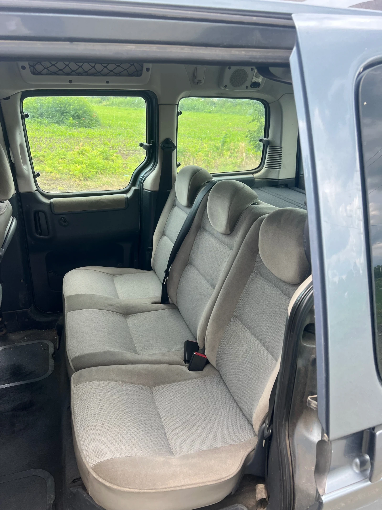 Citroen Berlingo 1.6 Hdi, снимка 5 - Автомобили и джипове - 55102424