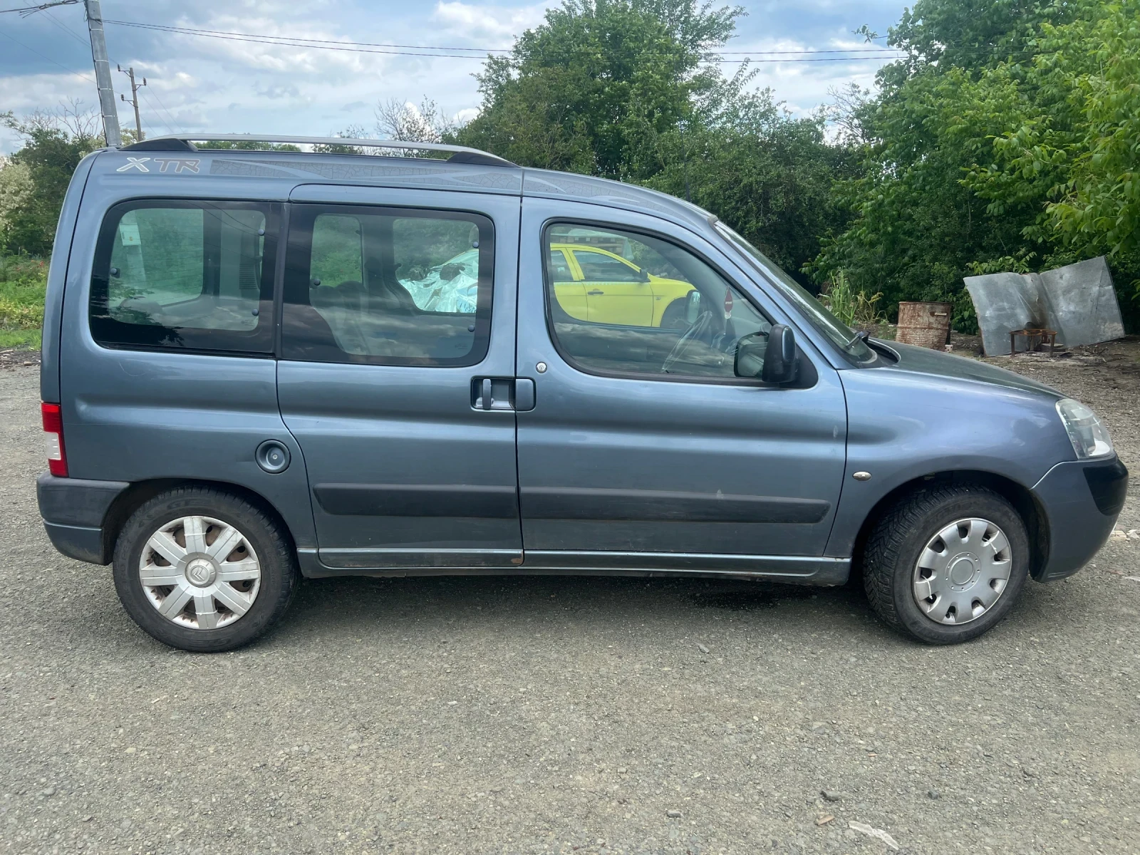 Citroen Berlingo 1.6 Hdi, снимка 3 - Автомобили и джипове - 55102424
