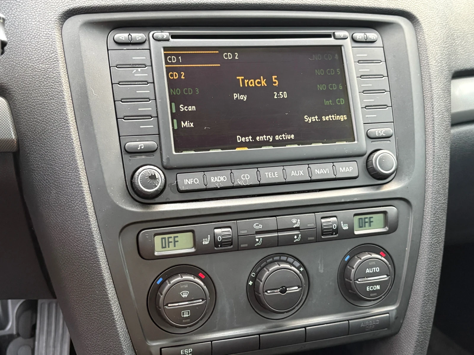 Skoda Octavia, снимка 8 - Автомобили и джипове - 55420206