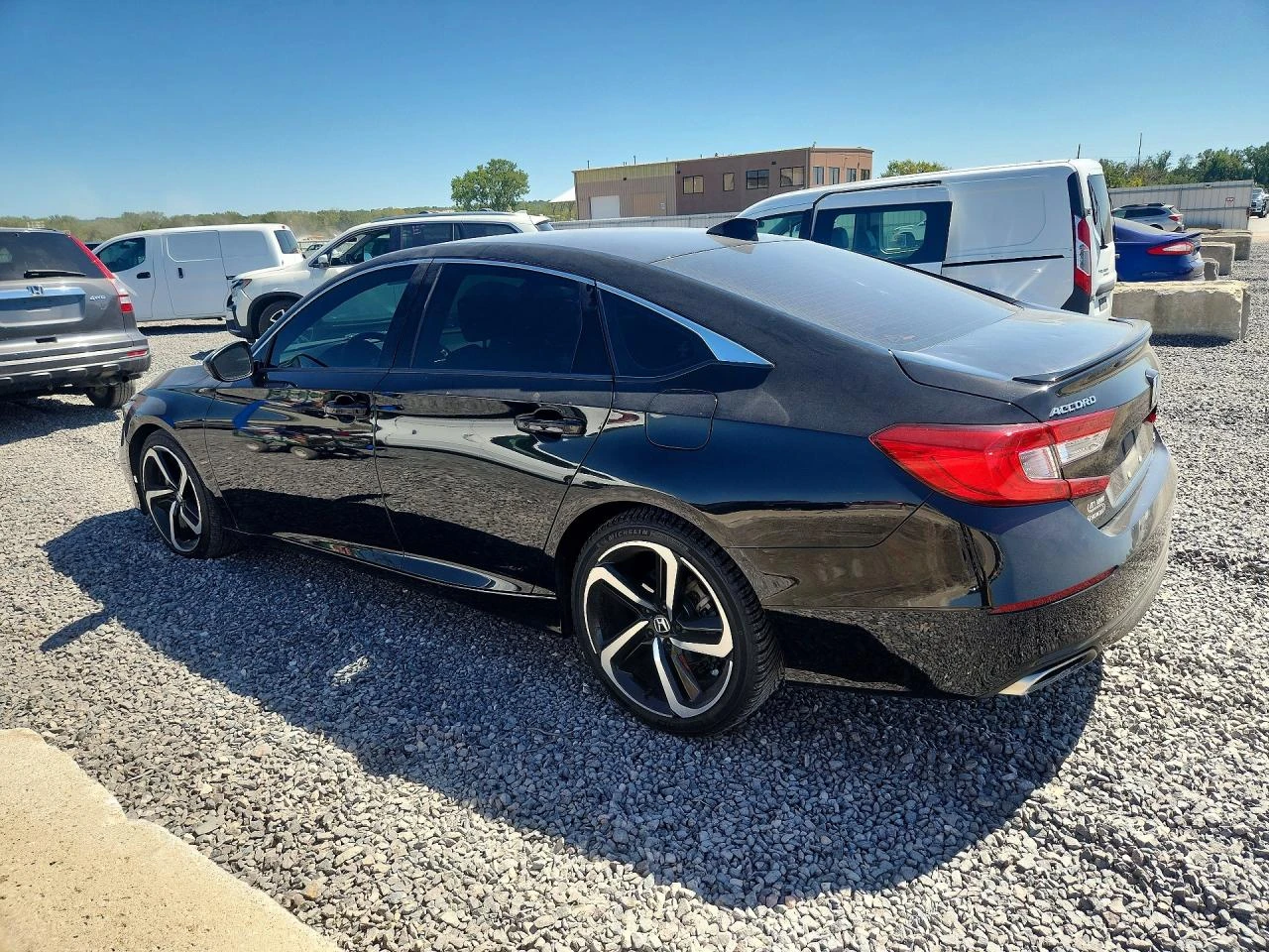 Honda Accord 1.5l Sport, снимка 2 - Автомобили и джипове - 55982543