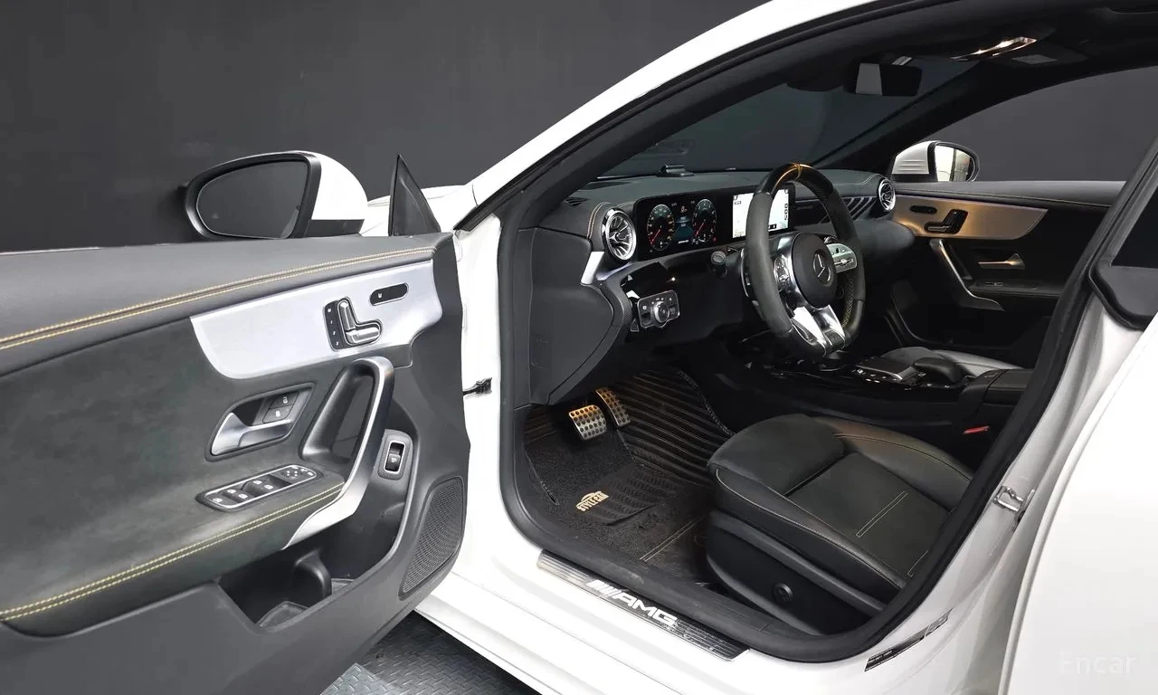 Mercedes-Benz CLA 45 AMG S 4MATIC+ * PANO* HUD* 360* NAVI, снимка 7 - Автомобили и джипове - 56085719