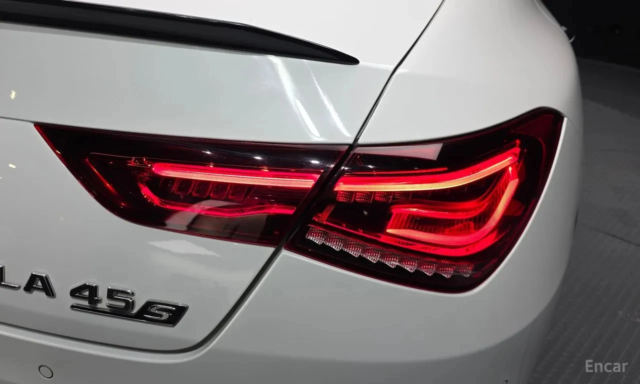 Mercedes-Benz CLA 45 AMG S 4MATIC+ * PANO* HUD* 360* NAVI, снимка 6 - Автомобили и джипове - 56085719