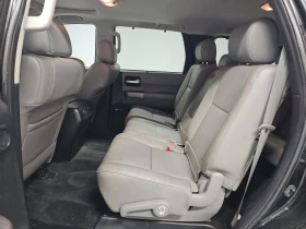 Toyota Sequoia 5.7* V8* ПОДГРЕВ* КАМЕРА* КЕЙЛЕС* , снимка 12