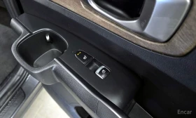 Kia Sorento 2.2D PRESTIGE* 4x4* ПОДГРЕВ* ОБДУХВАНЕ* KEYLESS* , снимка 16