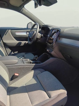 Volvo XC40 2.0L, снимка 11