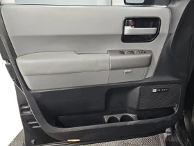 Toyota Sequoia 5.7* V8* ПОДГРЕВ* КАМЕРА* КЕЙЛЕС*  - 16500 € / 32271.19 лв. - 71279893 7