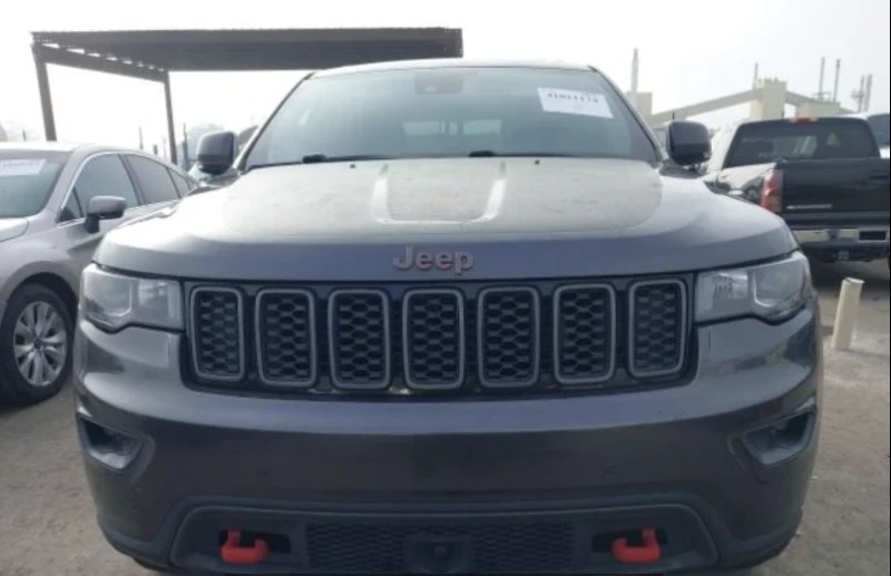 Jeep Grand cherokee, снимка 3 - Автомобили и джипове - 48519045