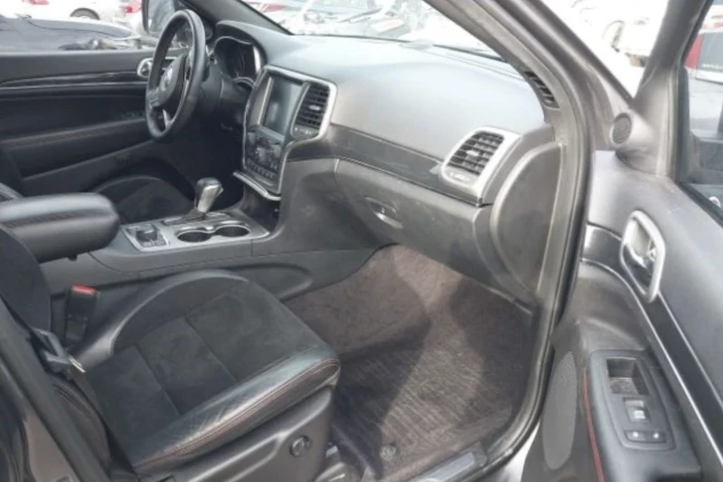 Jeep Grand cherokee, снимка 9 - Автомобили и джипове - 48519045