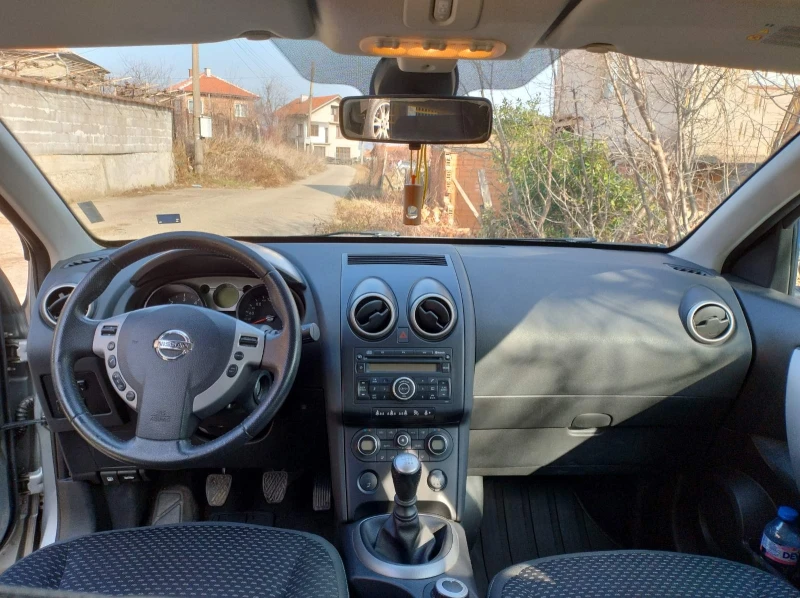 Nissan Qashqai 2.0 d, снимка 12 - Автомобили и джипове - 49032641