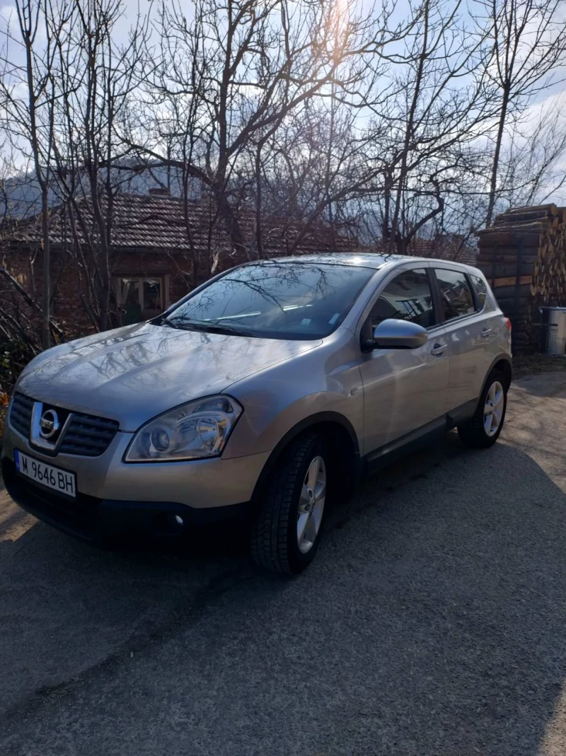 Nissan Qashqai 2.0 d, снимка 2 - Автомобили и джипове - 49032641