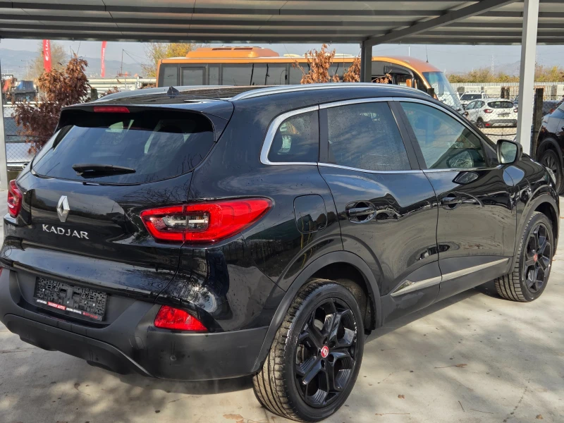 Renault Kadjar 1.2 T * LED* START-STOP* * KAYLESS GO* KAMERA* NAV, снимка 2 - Автомобили и джипове - 52445994