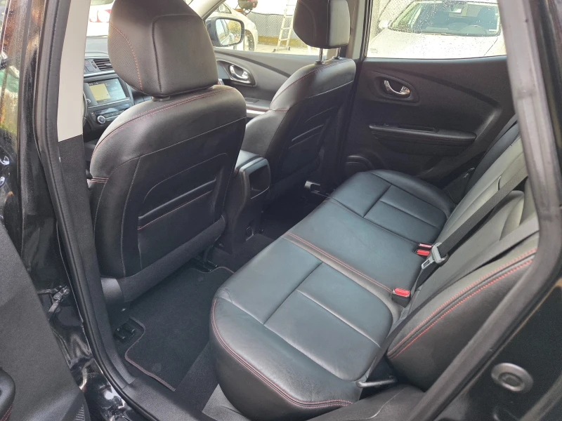 Renault Kadjar 1.2 T * LED* START-STOP* * KAYLESS GO* KAMERA* NAV, снимка 11 - Автомобили и джипове - 52445994