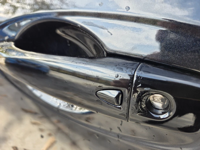 Renault Kadjar 1.2 T * LED* START-STOP* * KAYLESS GO* KAMERA* NAV, снимка 8 - Автомобили и джипове - 52445994