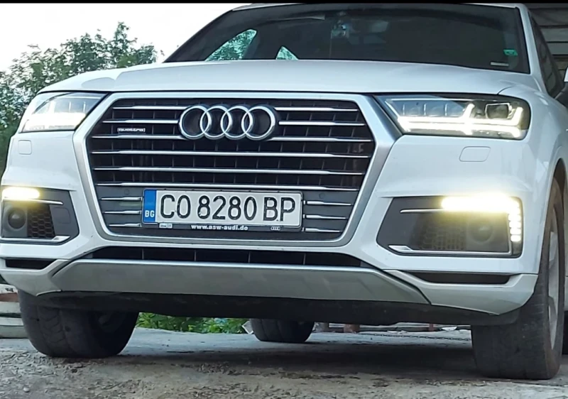 Audi Q7 Хибрид, снимка 7 - Автомобили и джипове - 52570317