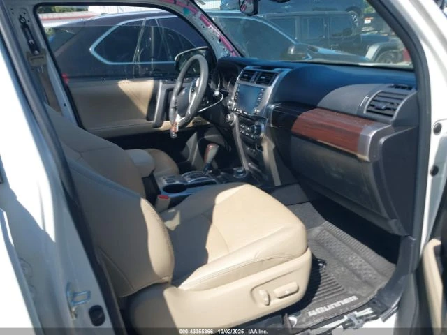 Toyota 4runner LIMITED 4X4 - изображение 10