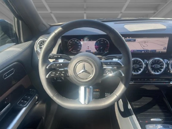 Mercedes-Benz GLB 220d 4Matic = AMG Line = Advanced Plus Гаранция, снимка 7 - Автомобили и джипове - 53074997