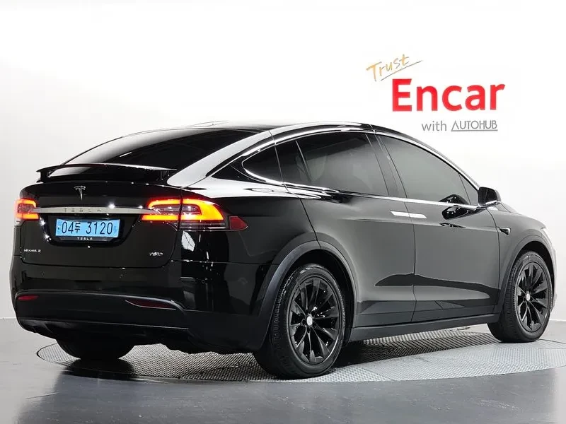 Tesla Model X 75D, снимка 2 - Автомобили и джипове - 54955633