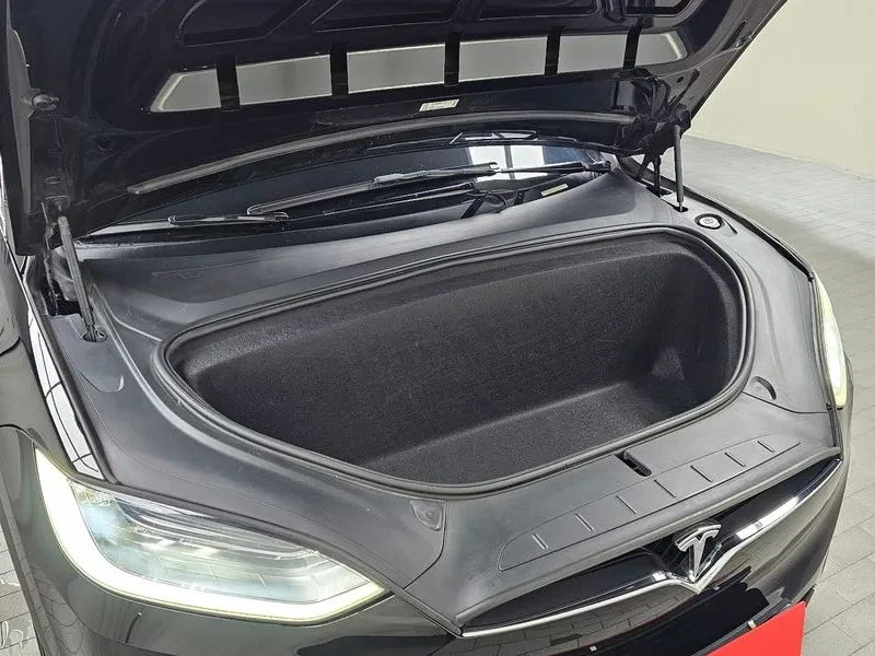 Tesla Model X 75D, снимка 6 - Автомобили и джипове - 54955633