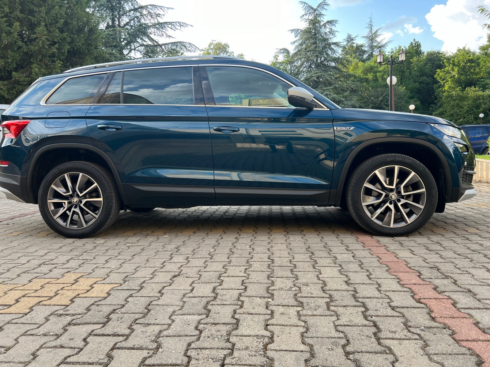 Skoda Kodiaq Scout - изображение 4