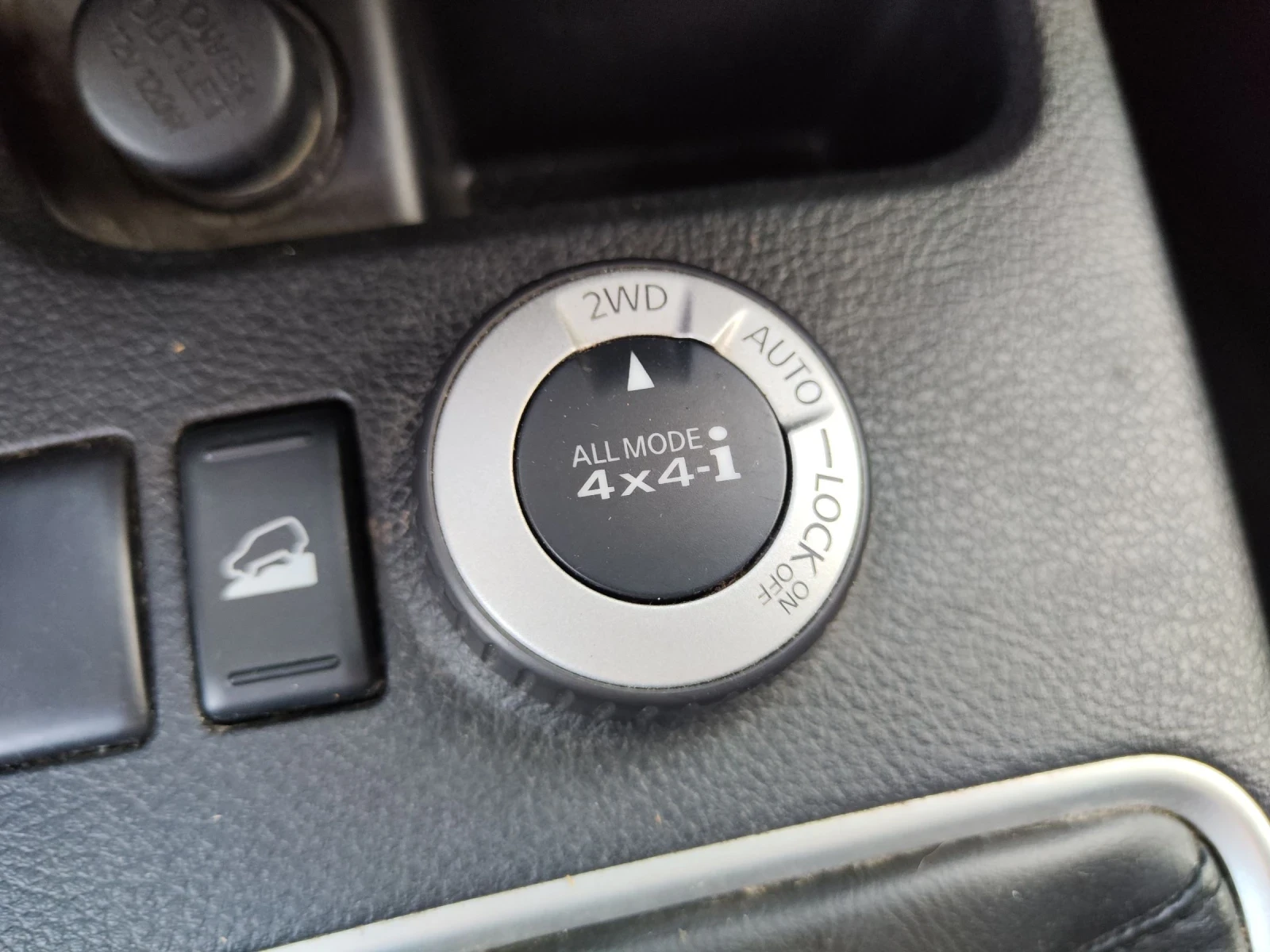 Nissan X-trail 2.0 D 4#4  | Mobile.bg � ����������� 11