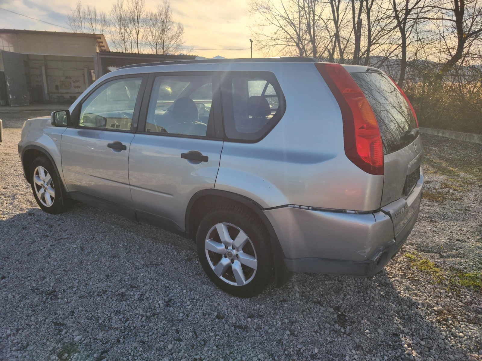 Nissan X-trail 2.0 D 4#4  | Mobile.bg � ����������� 6