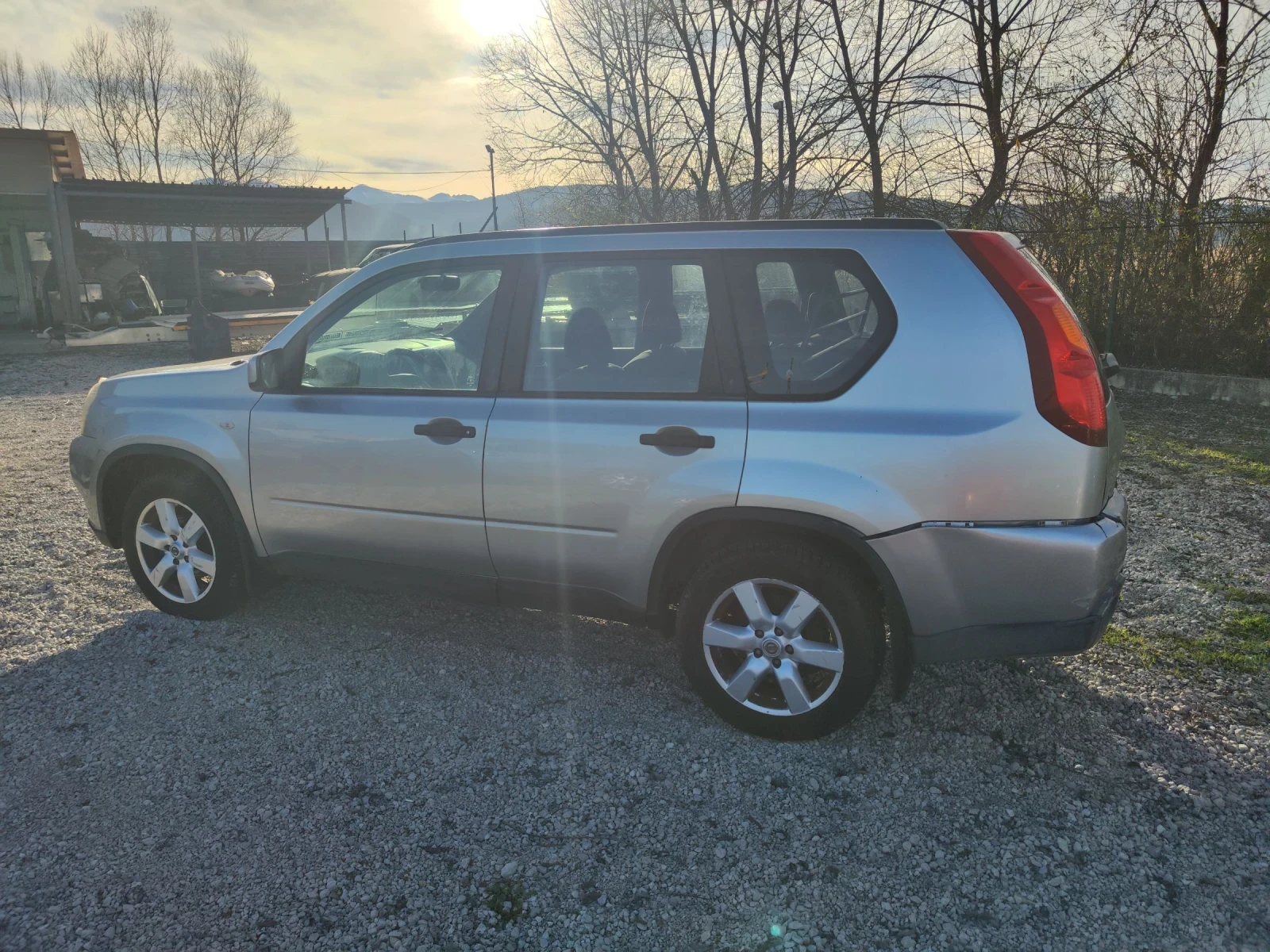Nissan X-trail 2.0 D 4#4  | Mobile.bg � ����������� 7