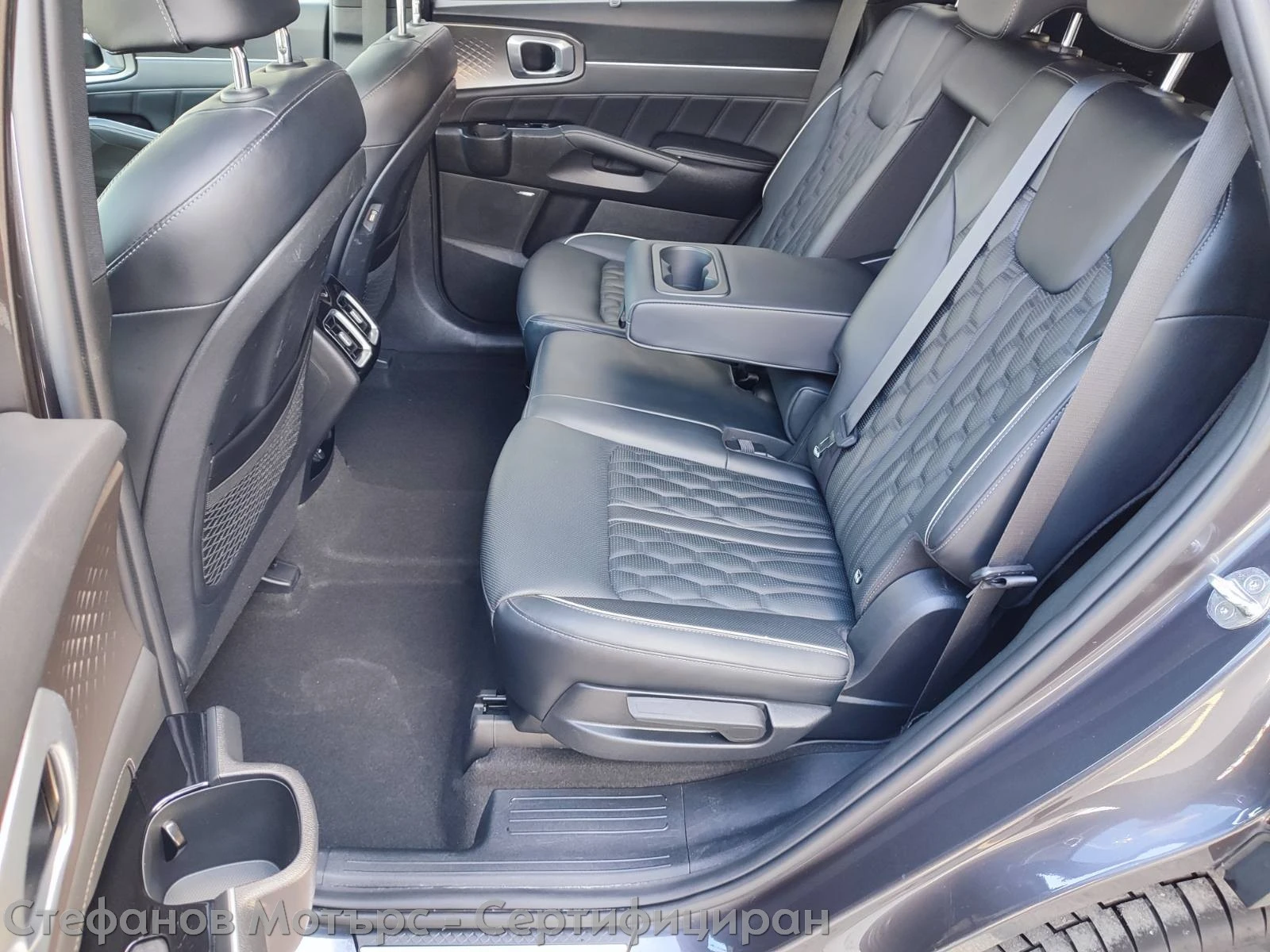Kia Sorento 4x4 Platinum 2.2 CRDi 202hp AT8 | Mobile.bg � ����������� 13